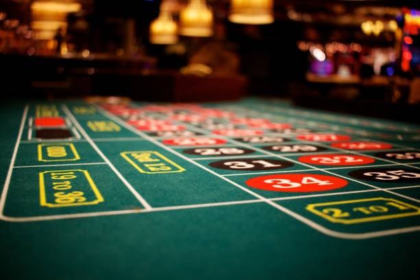 Live Blackjack table on jkt jkt with dealer and player cards visible